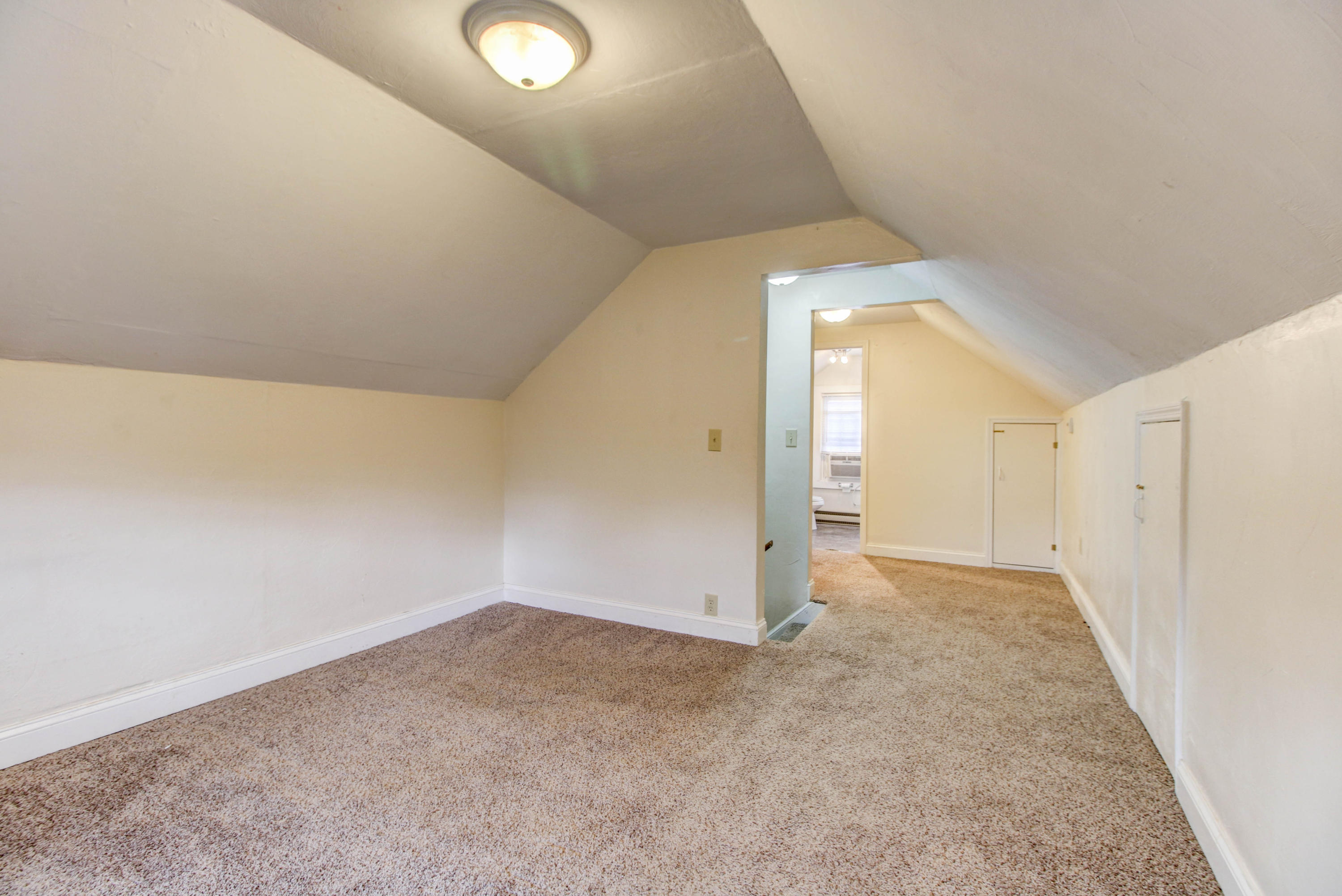 2238 Valleydale Road Salem, VA 24153 - Photo 18 of 27 _MG_4761_2_3_4_5_6_7