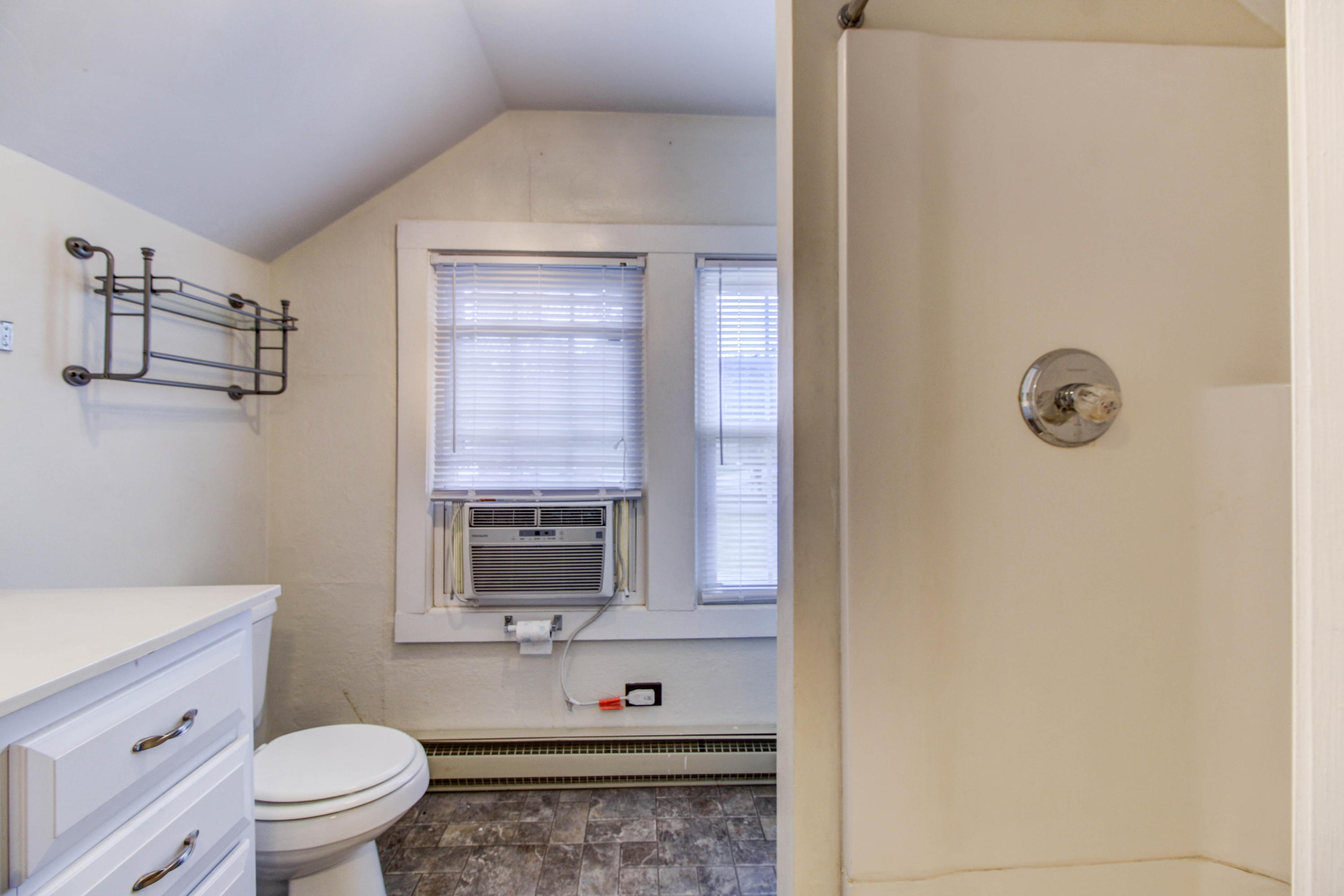 2238 Valleydale Road Salem, VA 24153 - Photo 21 of 27 _MG_4782_3_4_5_6_7_8