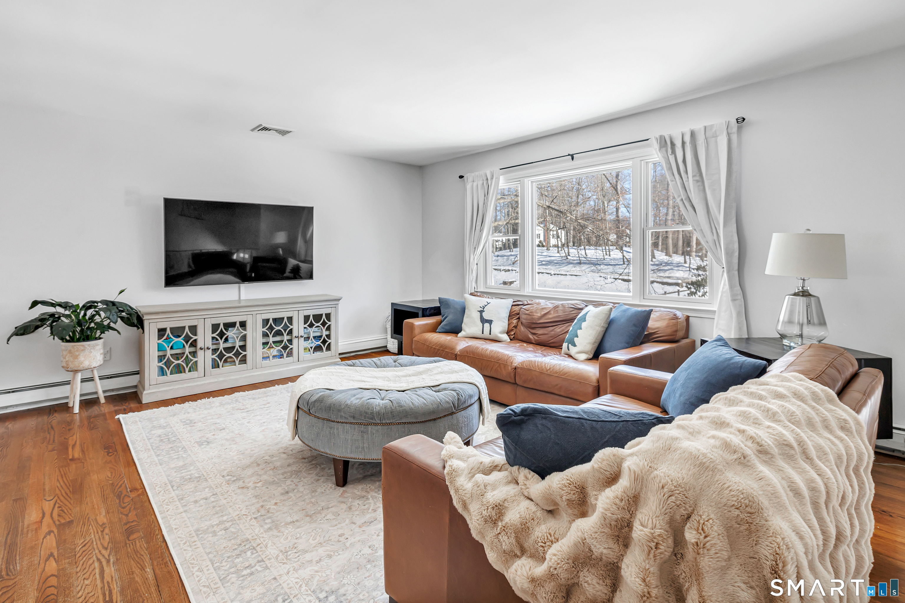 1478 Jennings Road Fairfield, CT 06824 - Photo 16 of 40