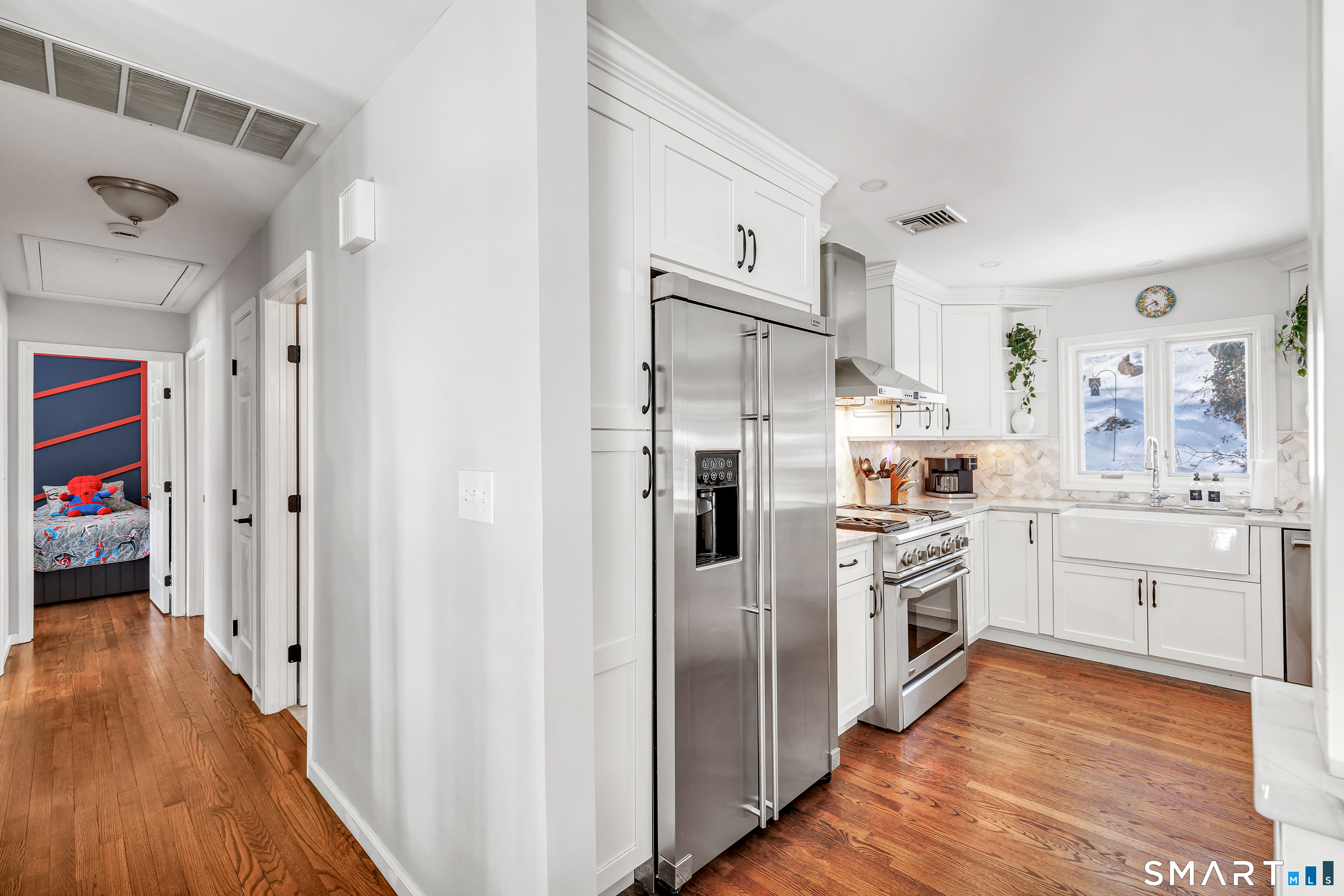 1478 Jennings Road Fairfield, CT 06824 - Photo 17 of 40