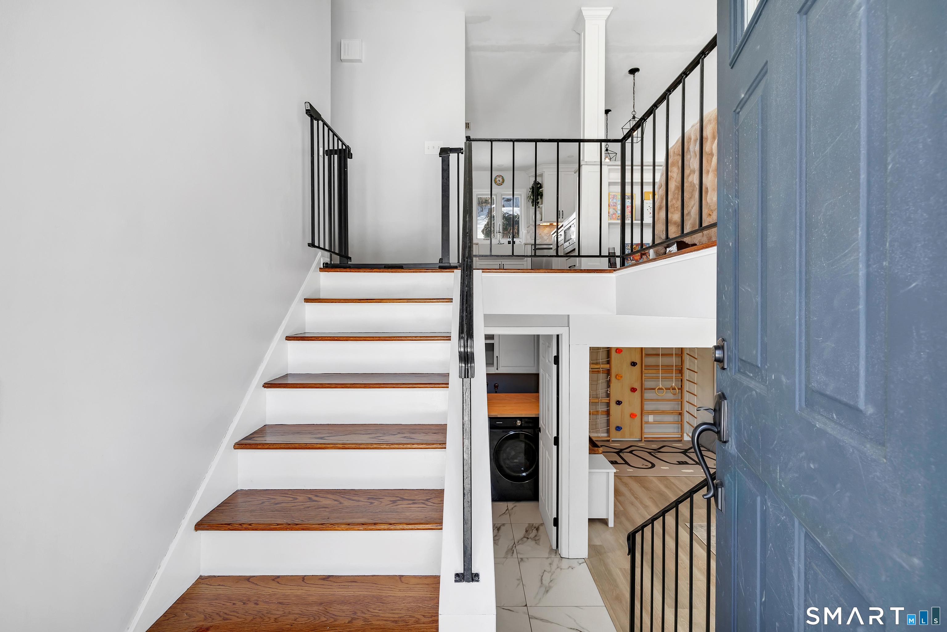 1478 Jennings Road Fairfield, CT 06824 - Photo 27 of 40