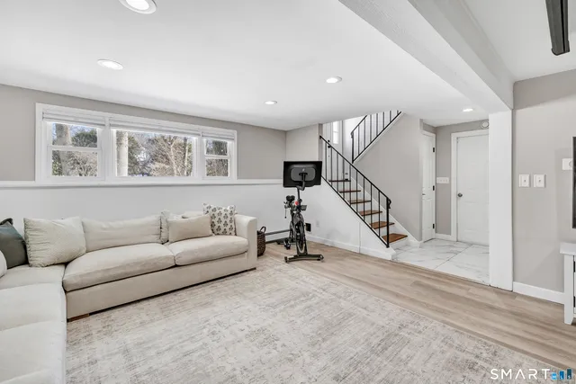 $949,000 | 1478 Jennings Road, Fairfield, CT 06824