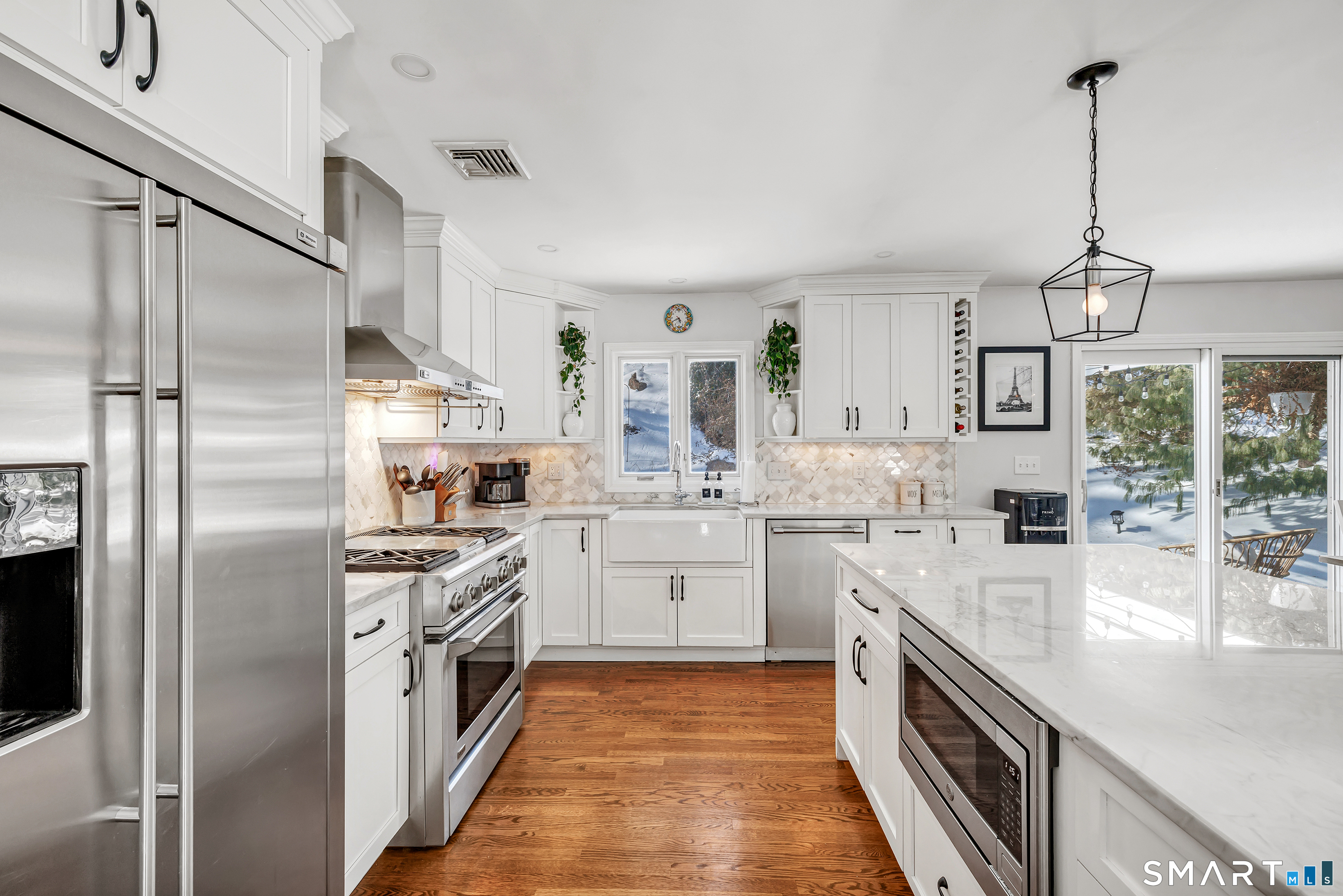 1478 Jennings Road Fairfield, CT 06824 - Photo 7 of 40