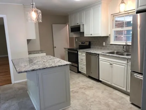 $2,375 | 2329 Limerick Drive, Tallahassee, FL 32309