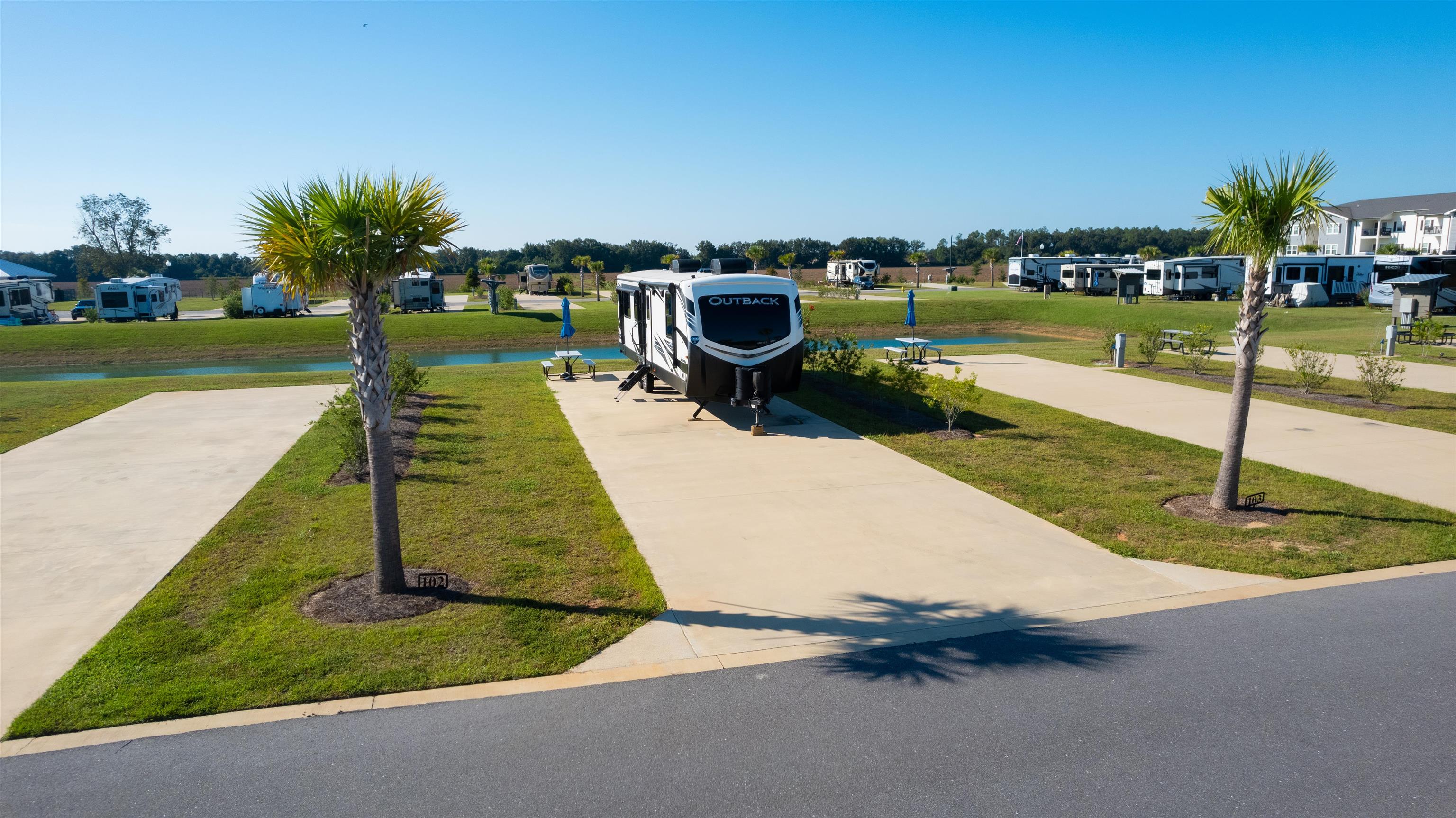 728 Vacation Circle Foley, AL 36535 - Photo 14 of 18