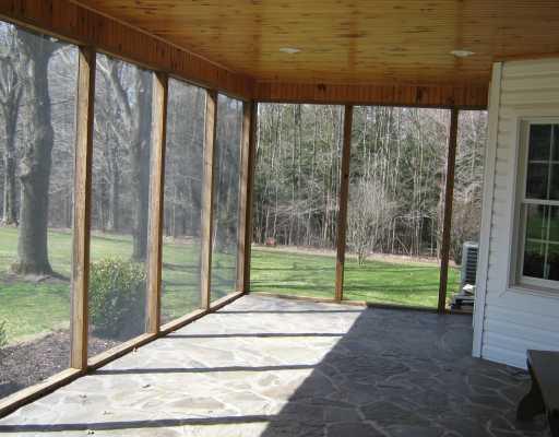226 Daugherty Road Grove City, PA 16127 - Photo 14 of 17 Patio/Deck.