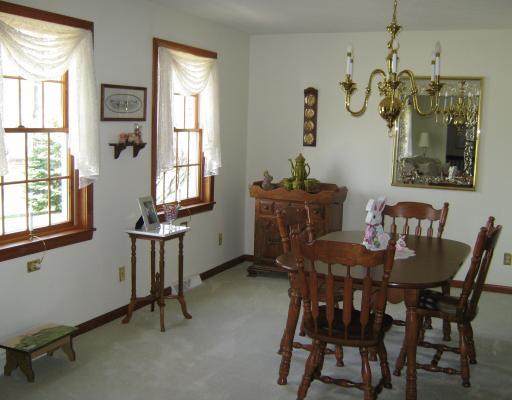 226 Daugherty Road Grove City, PA 16127 - Photo 8 of 17 Dining Room.