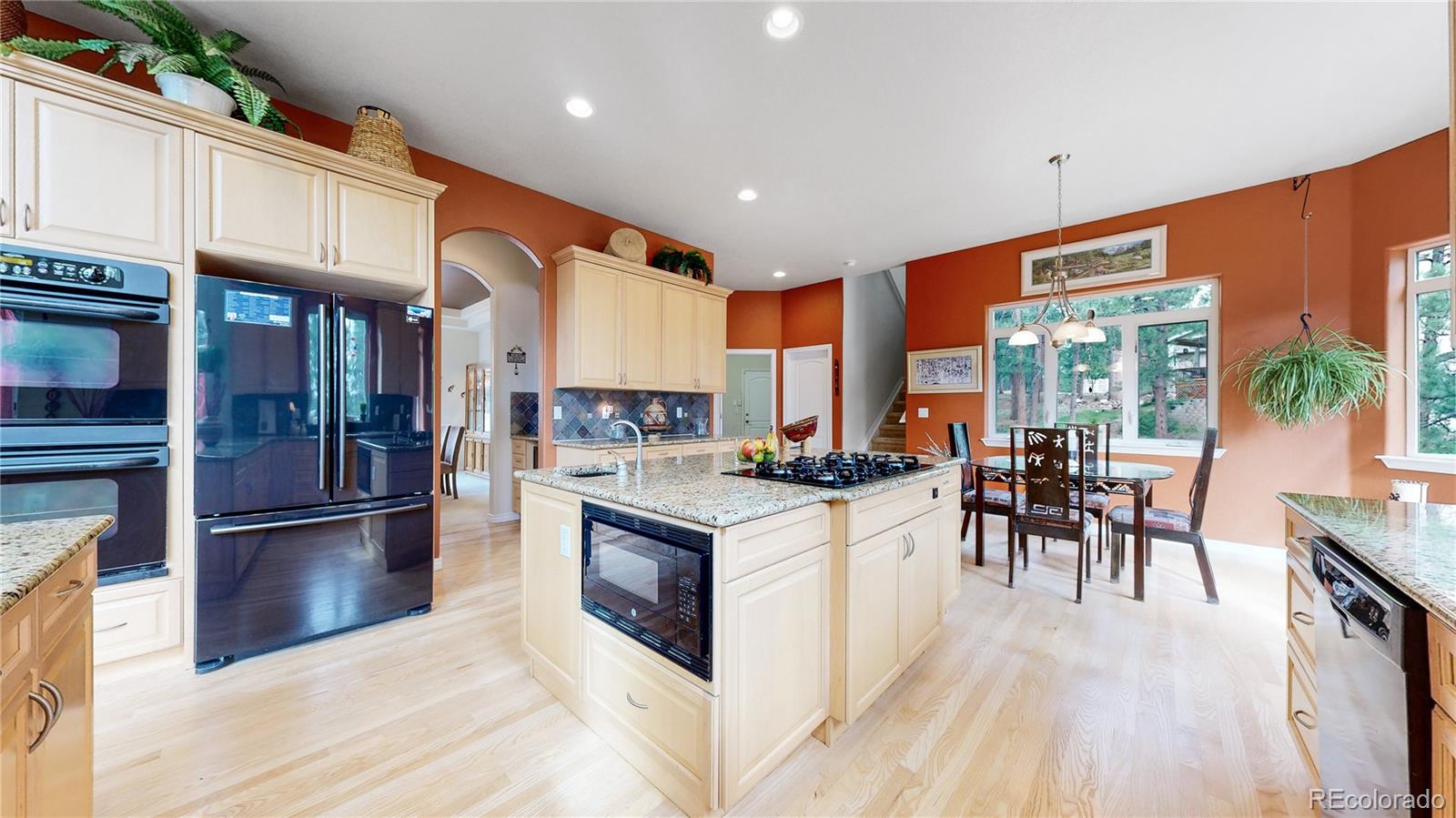 8154 Inca Road Larkspur, CO 80118 - Photo 8 of 40 Gallery Image 8