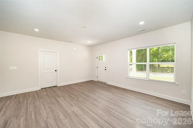 $1,695 | 412 Hampton Street, Gastonia, NC 28052