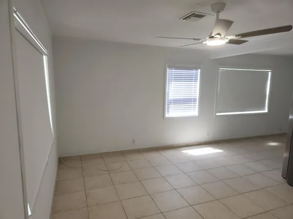 $2,400 | 210 Northwest 13th Avenue, Delray Beach, FL 33444