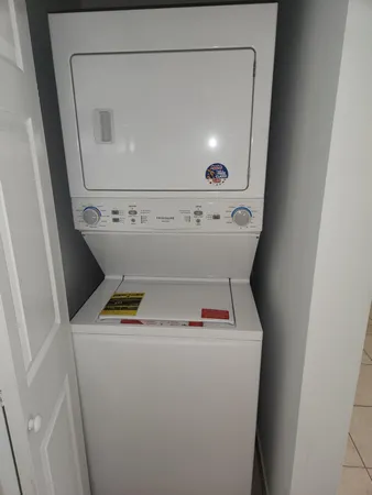 $2,400 | 210 Northwest 13th Avenue, Delray Beach, FL 33444