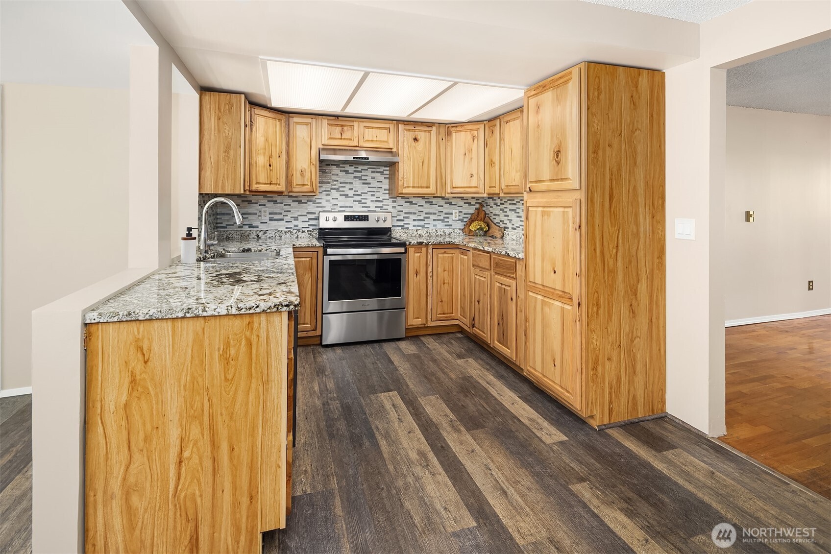 226 216th Street Southwest Bothell, WA 98021 - Photo 5 of 23