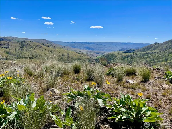 $220,000 | 436 Antoine Creek Road, Unit G, Chelan, WA 98816