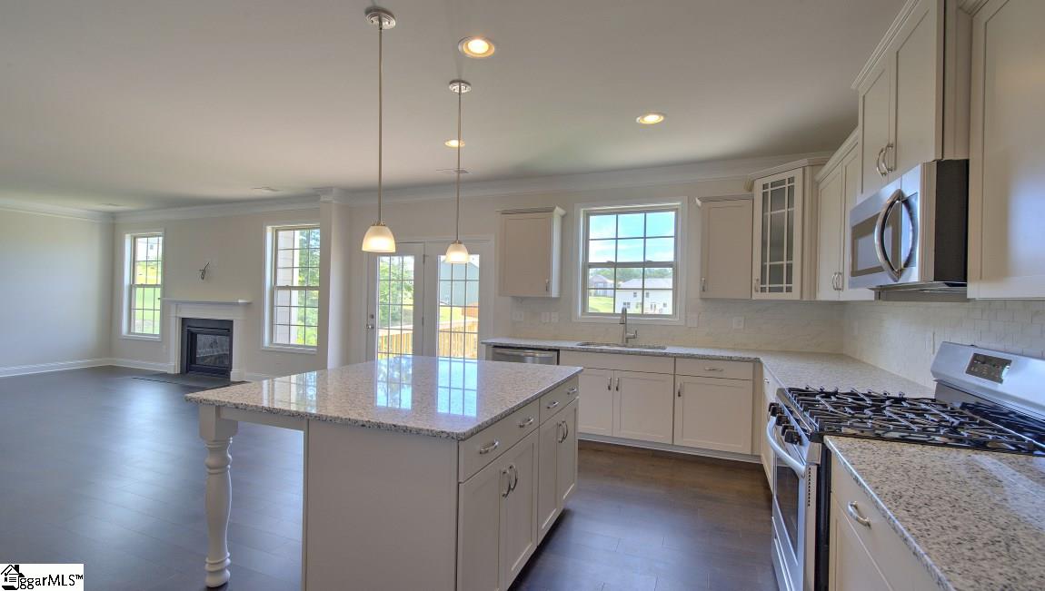 605 Diamond Ridge Way Duncan, SC 29334 - Photo 11 of 36 Gallery Image 11