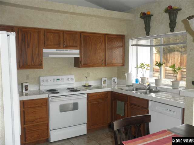20 Roxy Court Sparks, NV 89436 - Photo 3 of 9 Photo 3