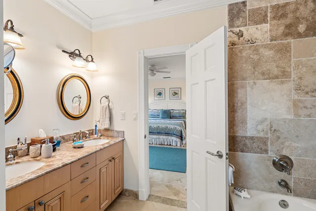 $1,395,000 | 5900 Old Ocean Boulevard, Unit B5, Ocean Ridge, FL 33435