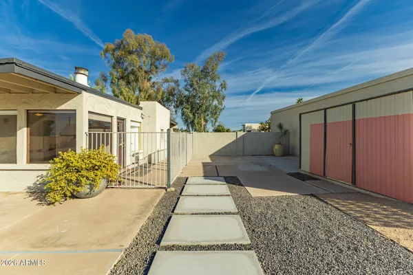 $2,450 | 4618 South Calle Los Cerros Drive, Tempe, AZ 85282