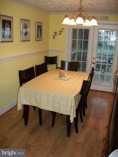 18 Days End Court Rosedale, MD 21237 - Photo 4 of 12 a dining room with furniture and window