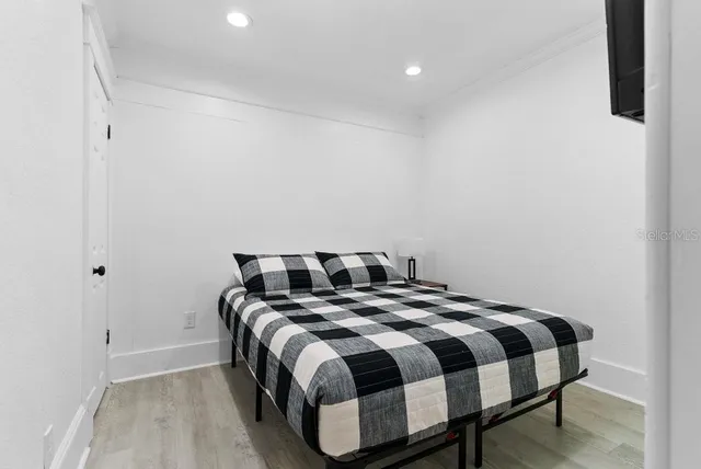 $1,800 | 412 Harwood Street, Unit 4, Orlando, FL 32803