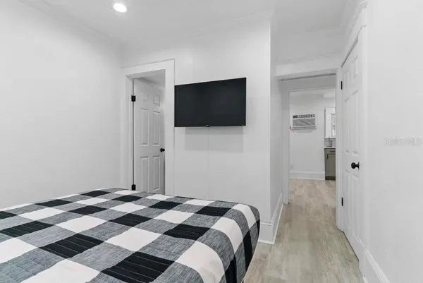 $1,800 | 412 Harwood Street, Unit 4, Orlando, FL 32803