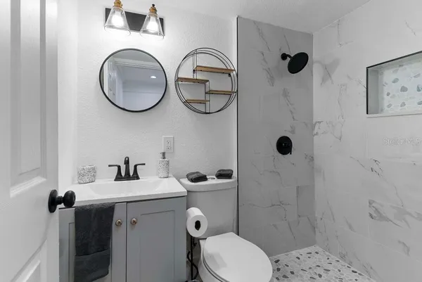 $1,800 | 412 Harwood Street, Unit 4, Orlando, FL 32803