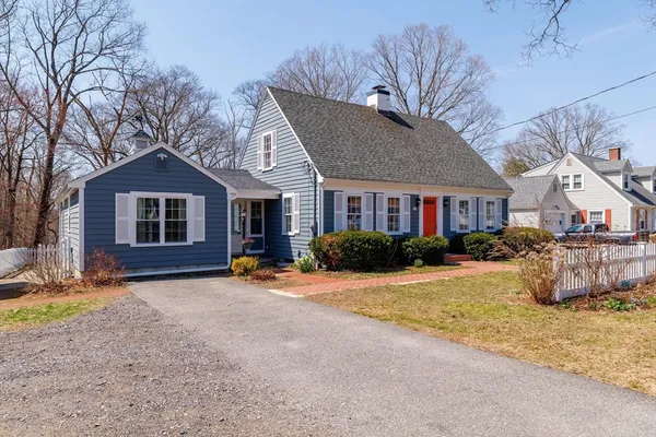 $519,000 | 225 North Main Street, Northbridge, MA 01588