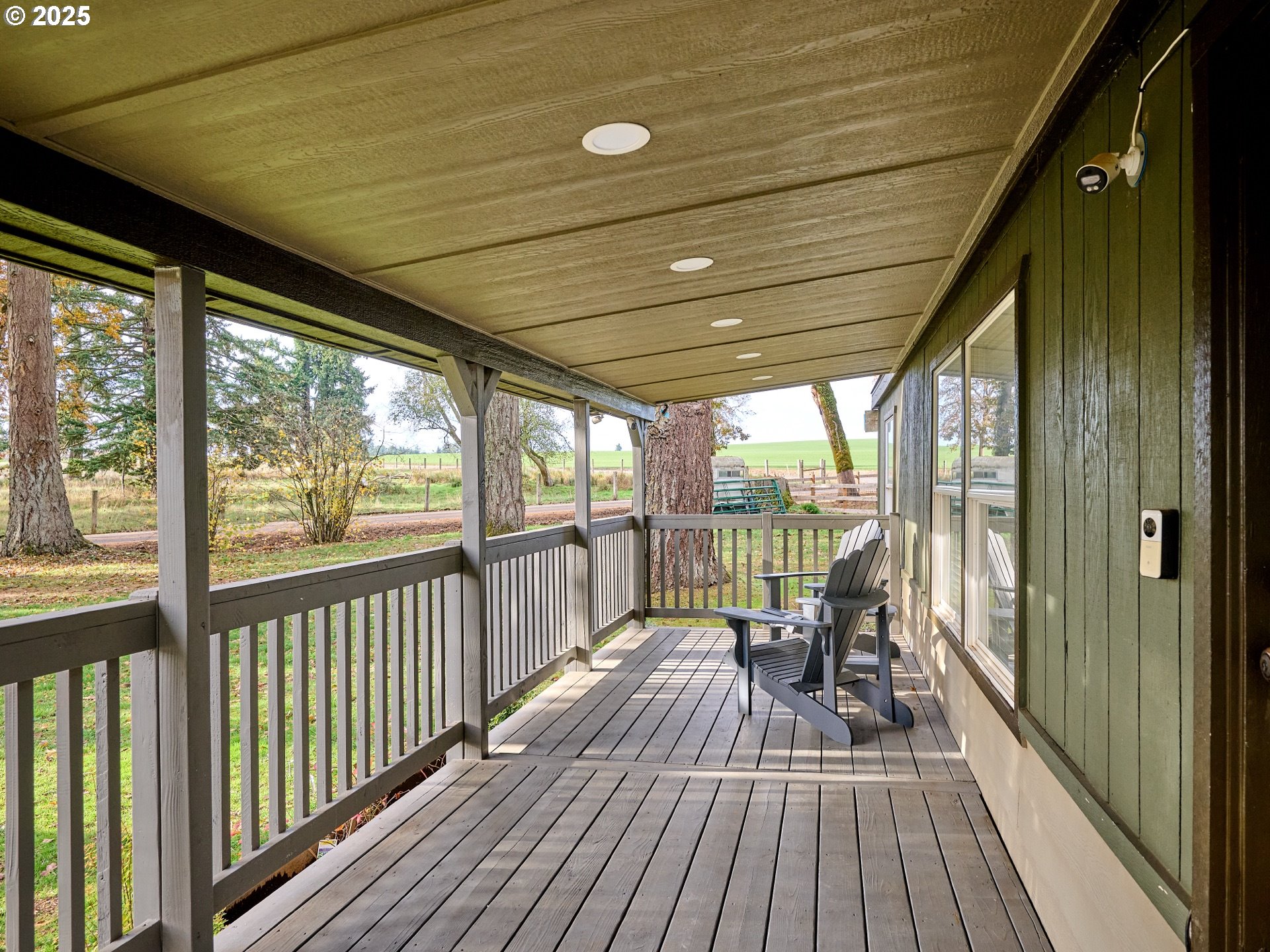 6288 Sherman Road Southeast Aumsville, OR 97325 - Photo 2 of 45 a view of a balcony with wooden floor
