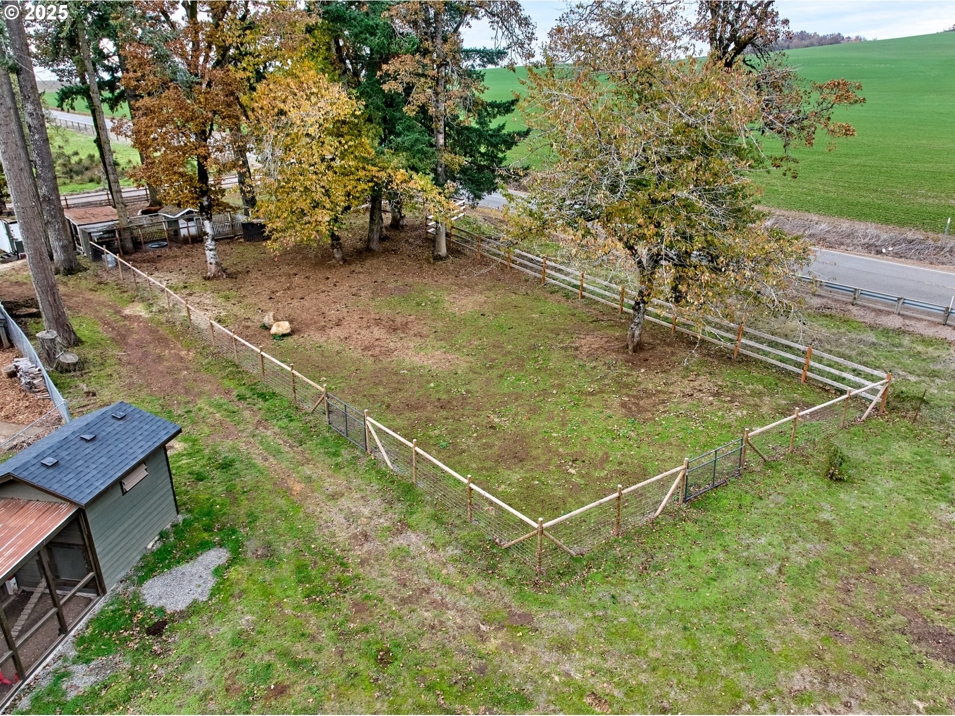 6288 Sherman Road Southeast Aumsville, OR 97325 - Photo 42 of 45 a view of a tennis court