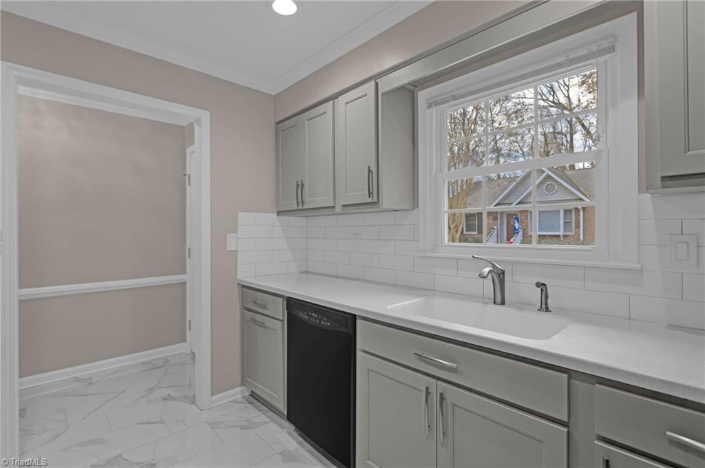 30 Brandy Drive Greensboro, NC 27409 - Photo 9 of 16