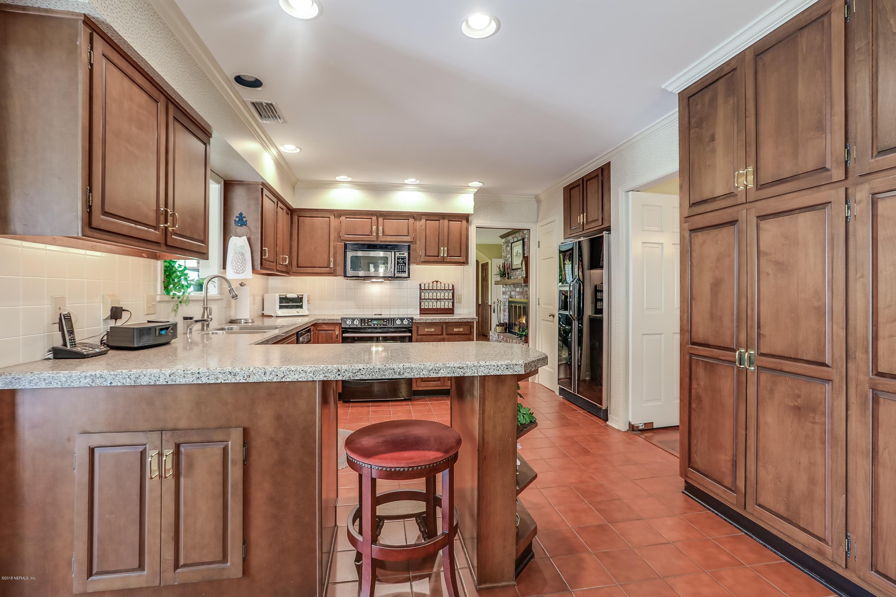 9652 Beauclerc Bluff Road Jacksonville, FL 32257 - Photo 12 of 40 008_Kitchen