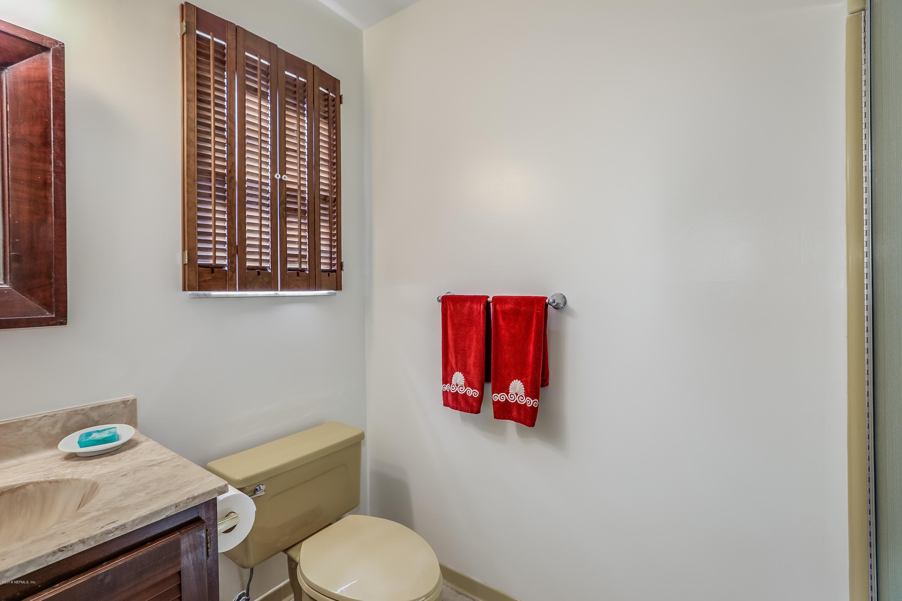 9652 Beauclerc Bluff Road Jacksonville, FL 32257 - Photo 31 of 40 012_Bathroom