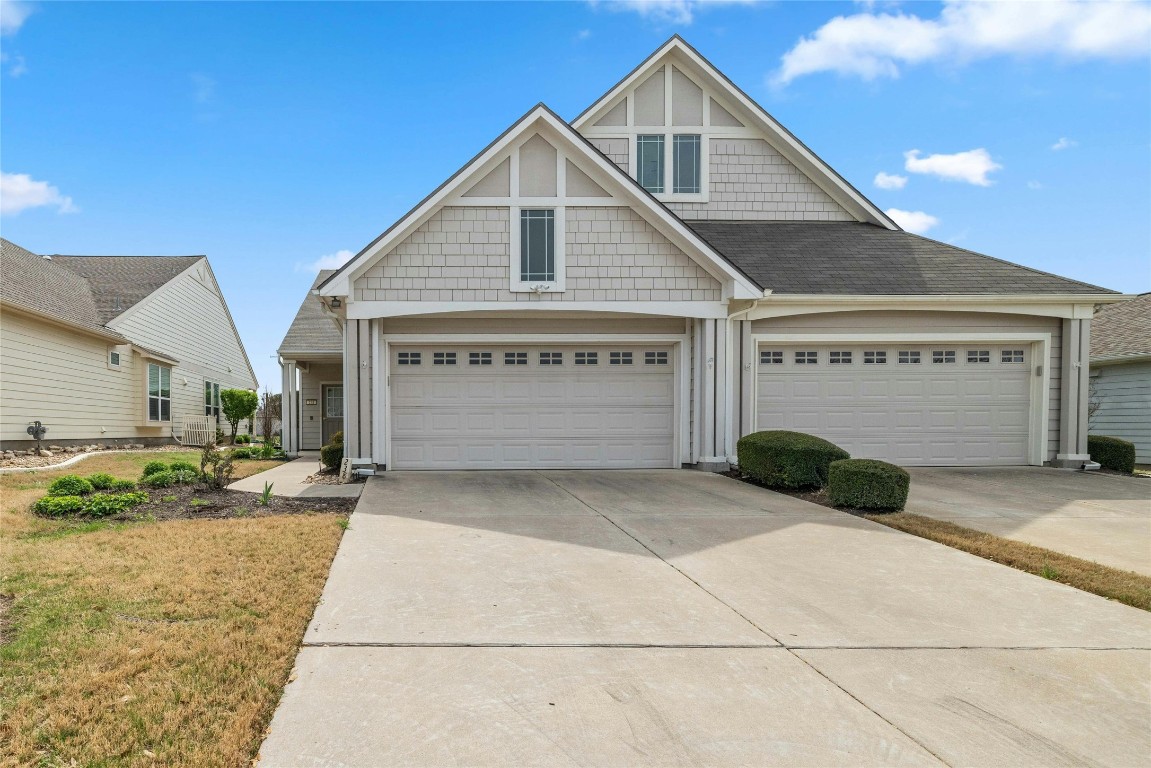 a view of backyard of house
