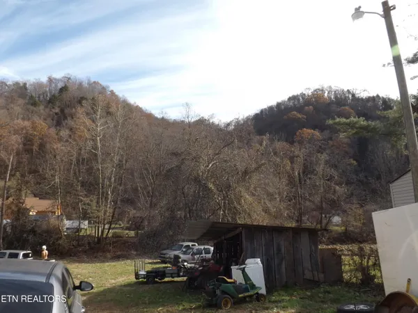 $169,900 | 85 Bairds Lane, Evarts, KY 40828