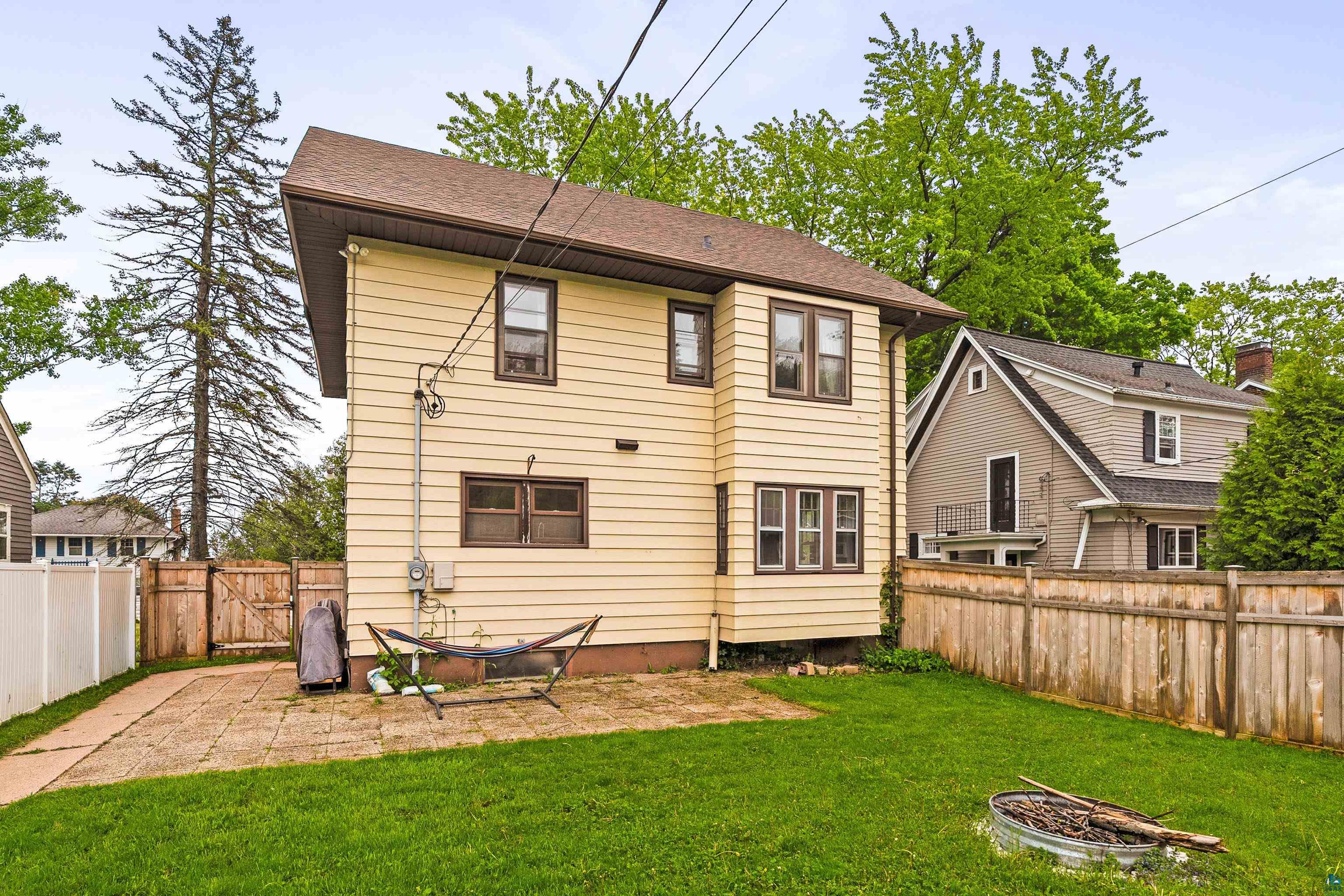 2001 East 9th Street Duluth, MN 55812 - Photo 25 of 29