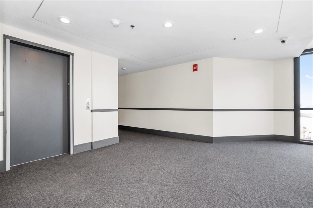 165 Cottage Street, Unit 410 Chelsea, MA 02150 - Photo 15 of 25 a view of an empty room