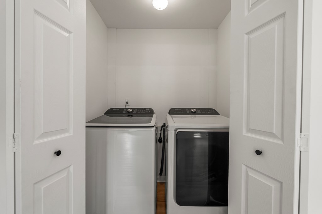 129 Sunny Point Circle LaGrange, GA 30240 - Photo 17 of 48 New Washing Machine & Dryer