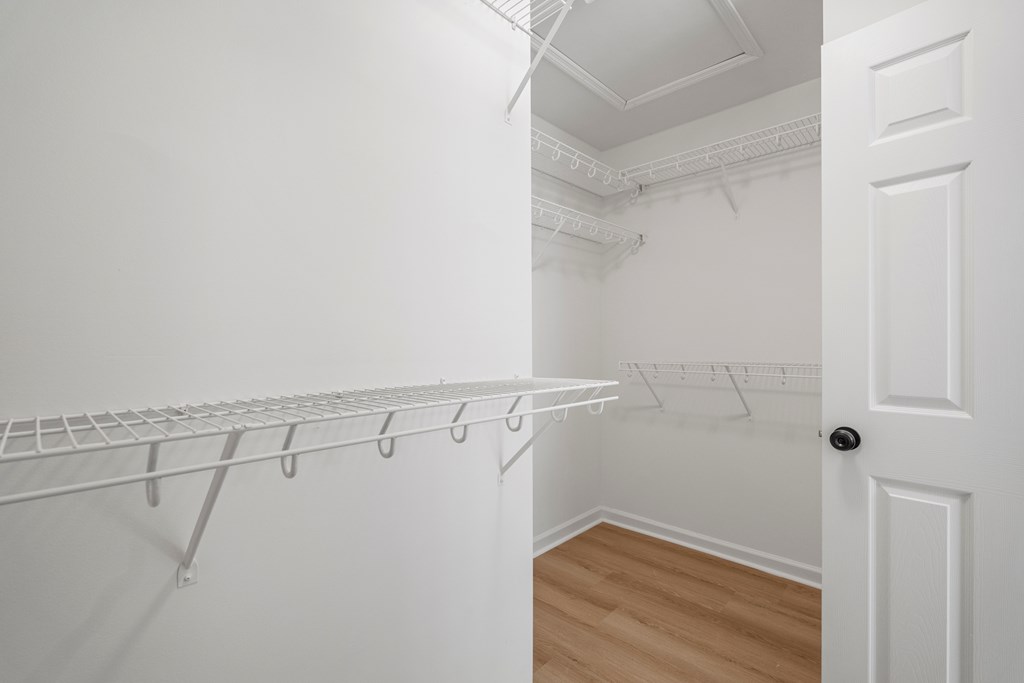 129 Sunny Point Circle LaGrange, GA 30240 - Photo 24 of 48 Walk In Closet