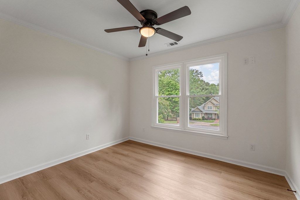 129 Sunny Point Circle LaGrange, GA 30240 - Photo 27 of 48 Bedroom 3