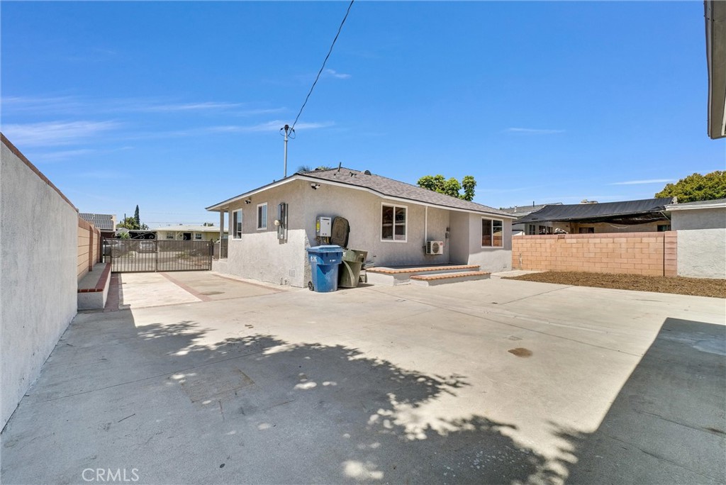 2264 Cogswell Road El Monte, CA 91732 - Photo 24 of 26 a view of a house with a snow in the background