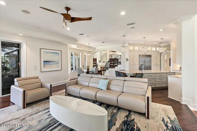 $3,695,000 | 821 Queens Harbor Boulevard, Jacksonville, FL 32225