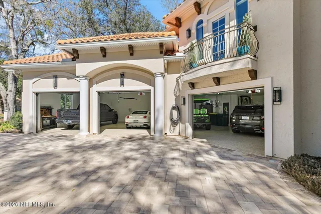 $3,695,000 | 821 Queens Harbor Boulevard, Jacksonville, FL 32225