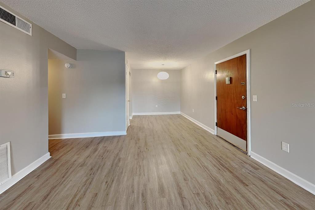 918 Lake Destiny Road, Unit E Altamonte Springs, FL 32714 - Photo 11 of 19 Gallery Image 11