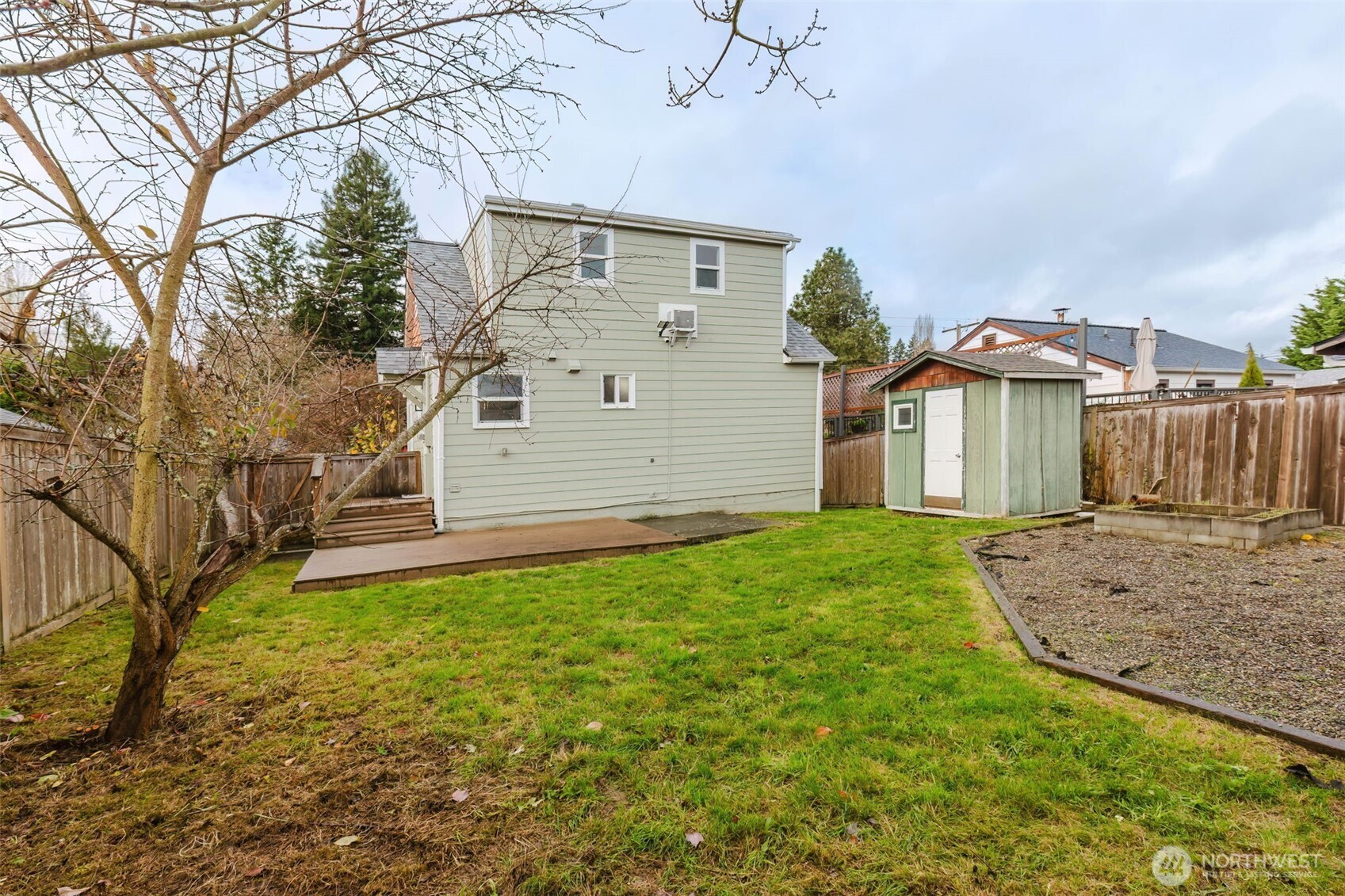 1908 Snyder Avenue Bremerton, WA 98312 - Photo 33 of 35 a view of a house with a yard