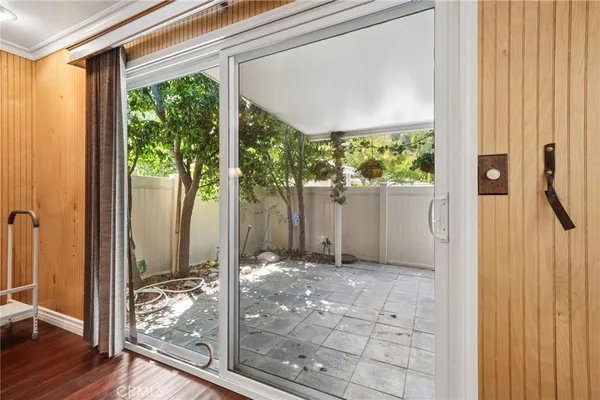 $575,000 | 26311 Green Terrace Drive, Newhall, CA 91321
