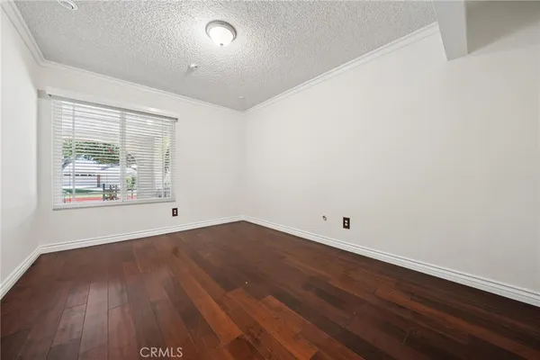 $575,000 | 26311 Green Terrace Drive, Newhall, CA 91321