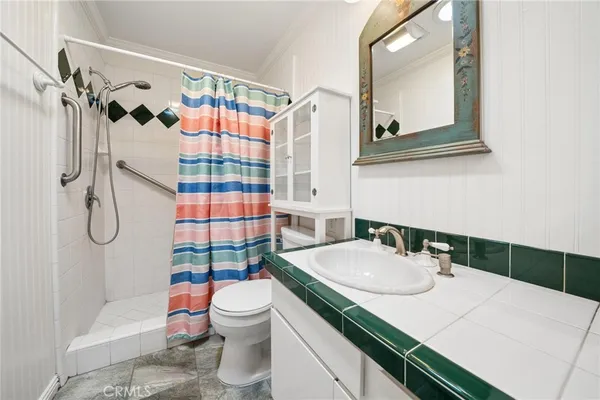 $575,000 | 26311 Green Terrace Drive, Newhall, CA 91321