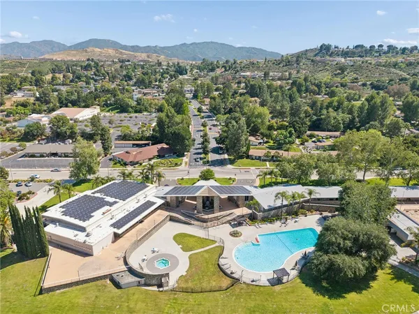 $575,000 | 26311 Green Terrace Drive, Newhall, CA 91321