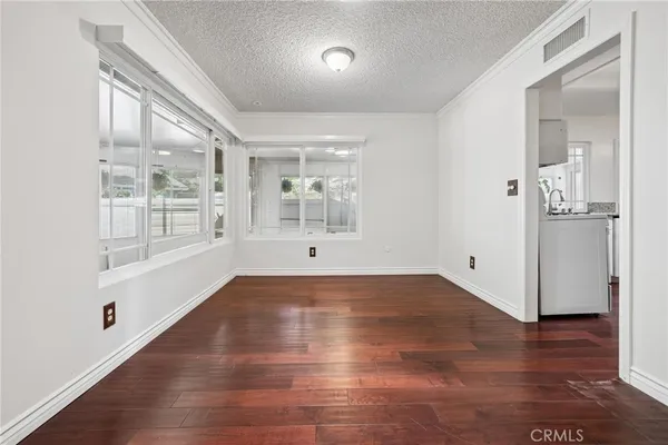 $575,000 | 26311 Green Terrace Drive, Newhall, CA 91321
