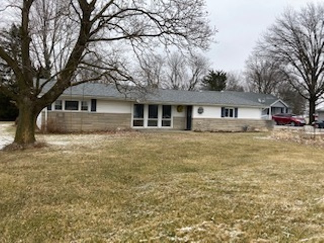 116 West Markle Road Huntington, IN 46750 - Photo 1 of 11 Gallery Image 1