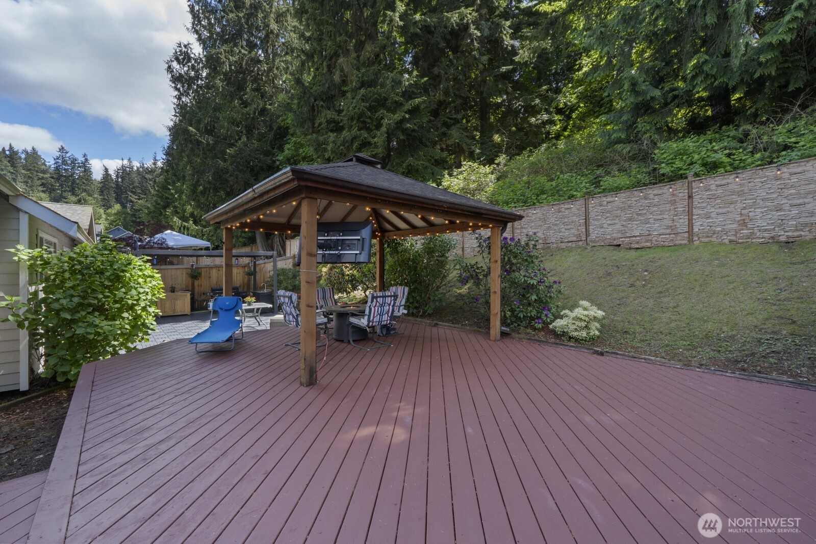 6108 133rd Place Southwest Edmonds, WA 98026 - Photo 4 of 40